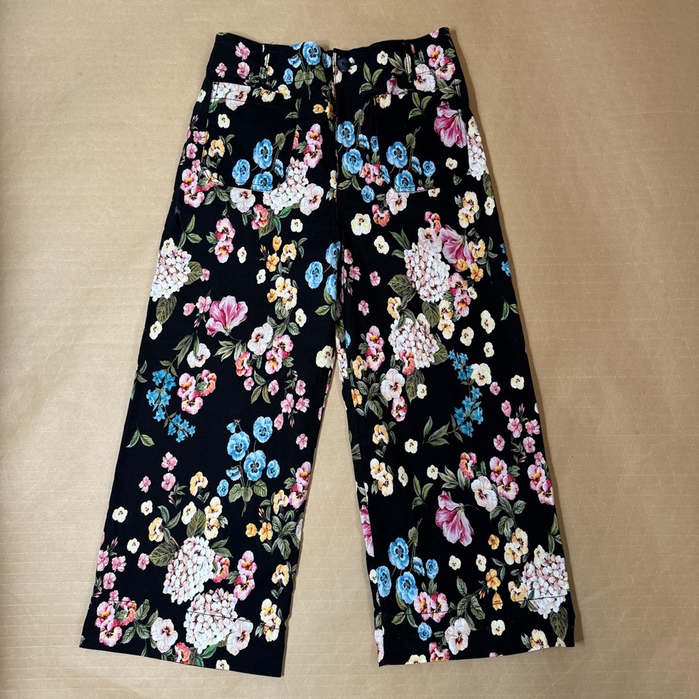 Anthropologie Collette cropped‎ pants.